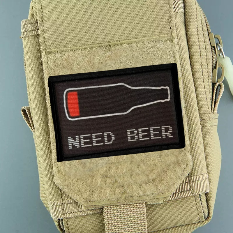 Urban Backpack Tactical - NEED BEER Patch stampata sui vestiti